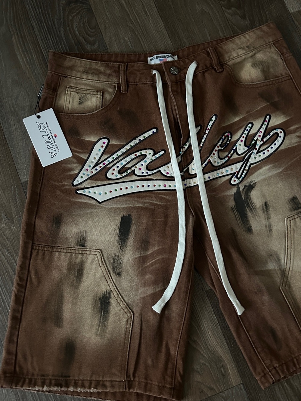 Brown valley jorts brand new size 34 runs baggy